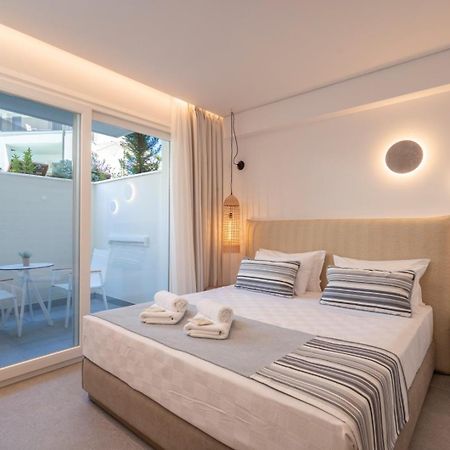 פפקוהורי Mirablue Luxury Residences (Adults Only) מראה חיצוני תמונה